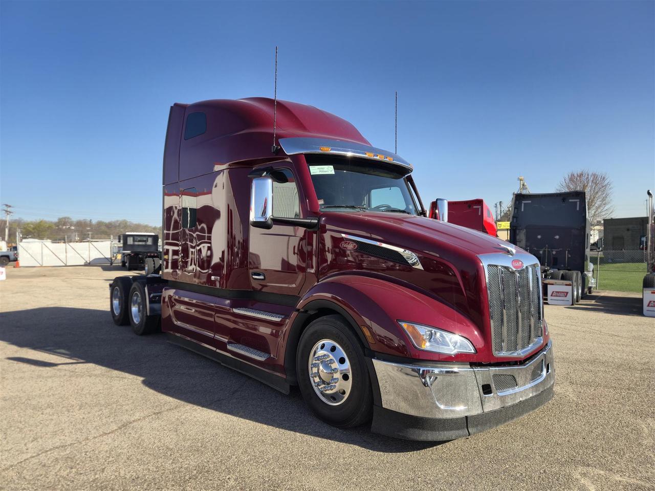 2027 Peterbilt 579 Sleeper