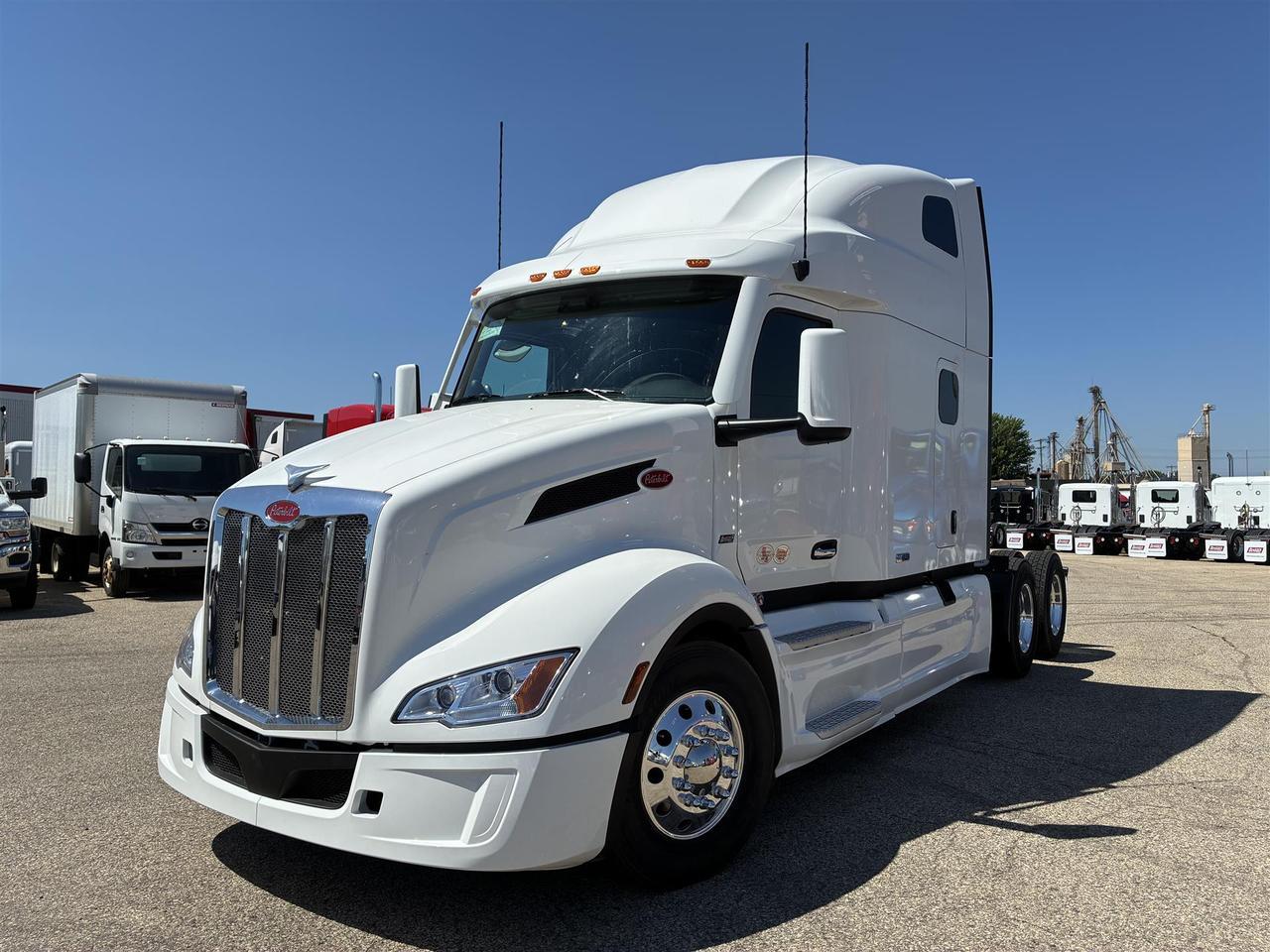 2027 Peterbilt 579 Sleeper