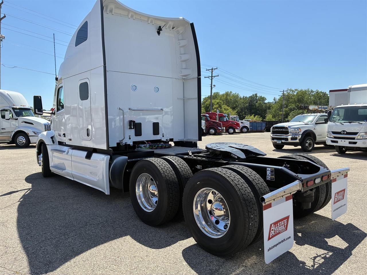 2027 Peterbilt 579 Sleeper
