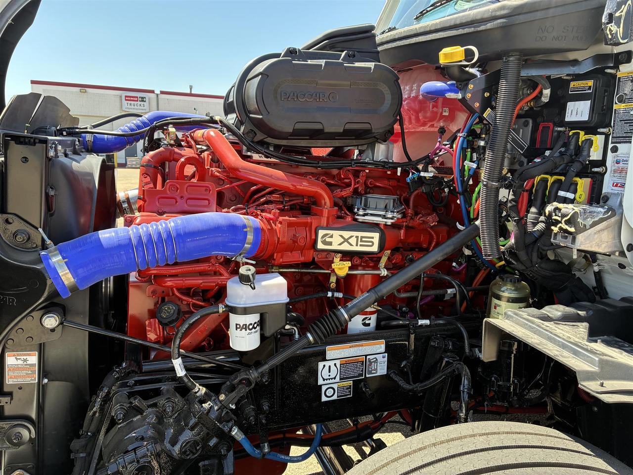 2027 Peterbilt 579 80" Double Bunk Ultraloft South St. Paul MN