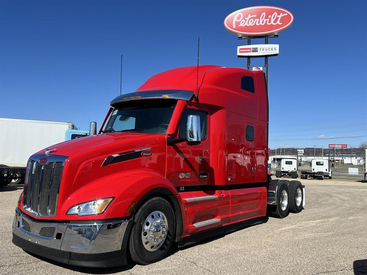 2027 Peterbilt 579 Sleeper