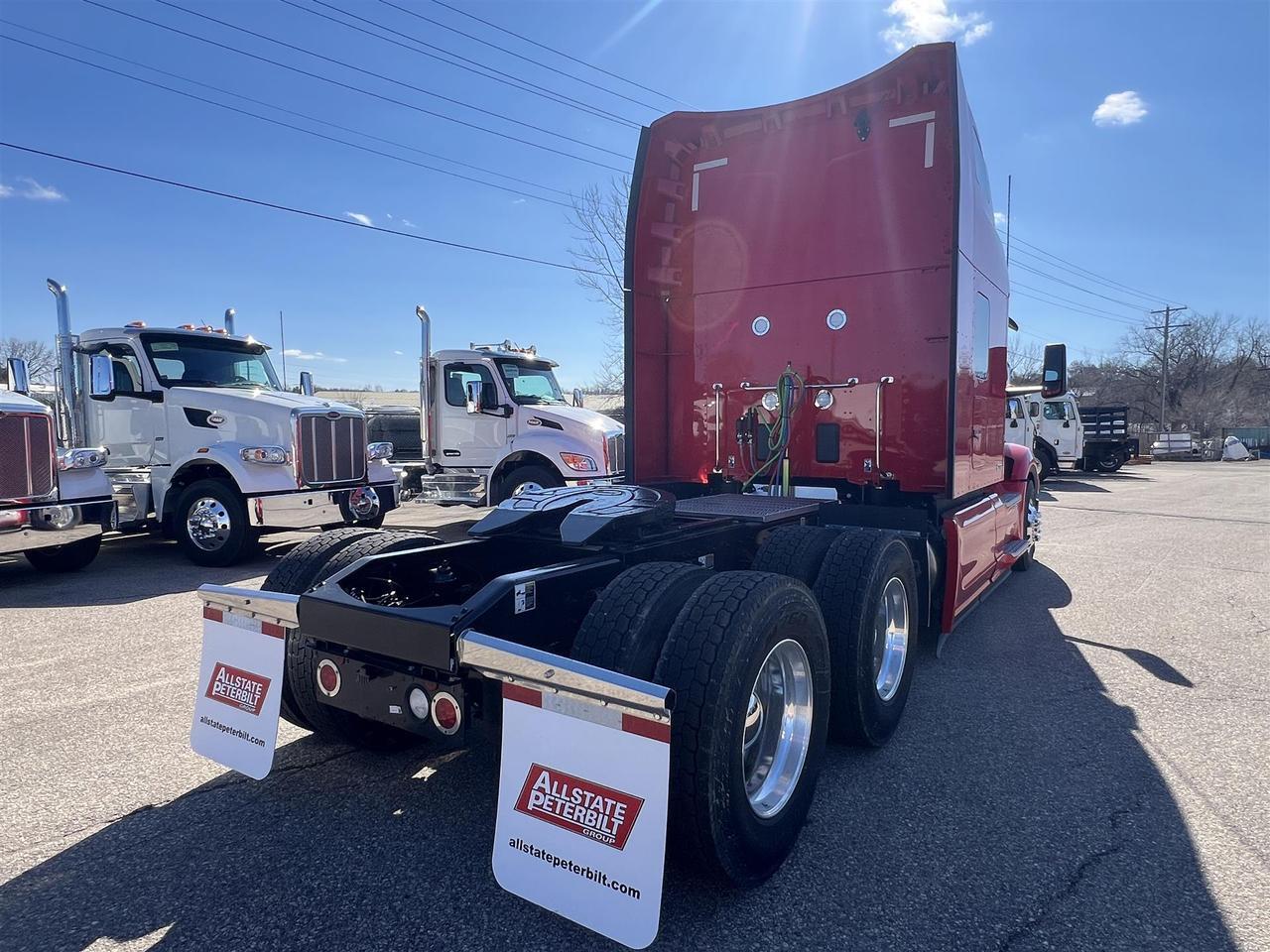 2027 Peterbilt 579 - image 8