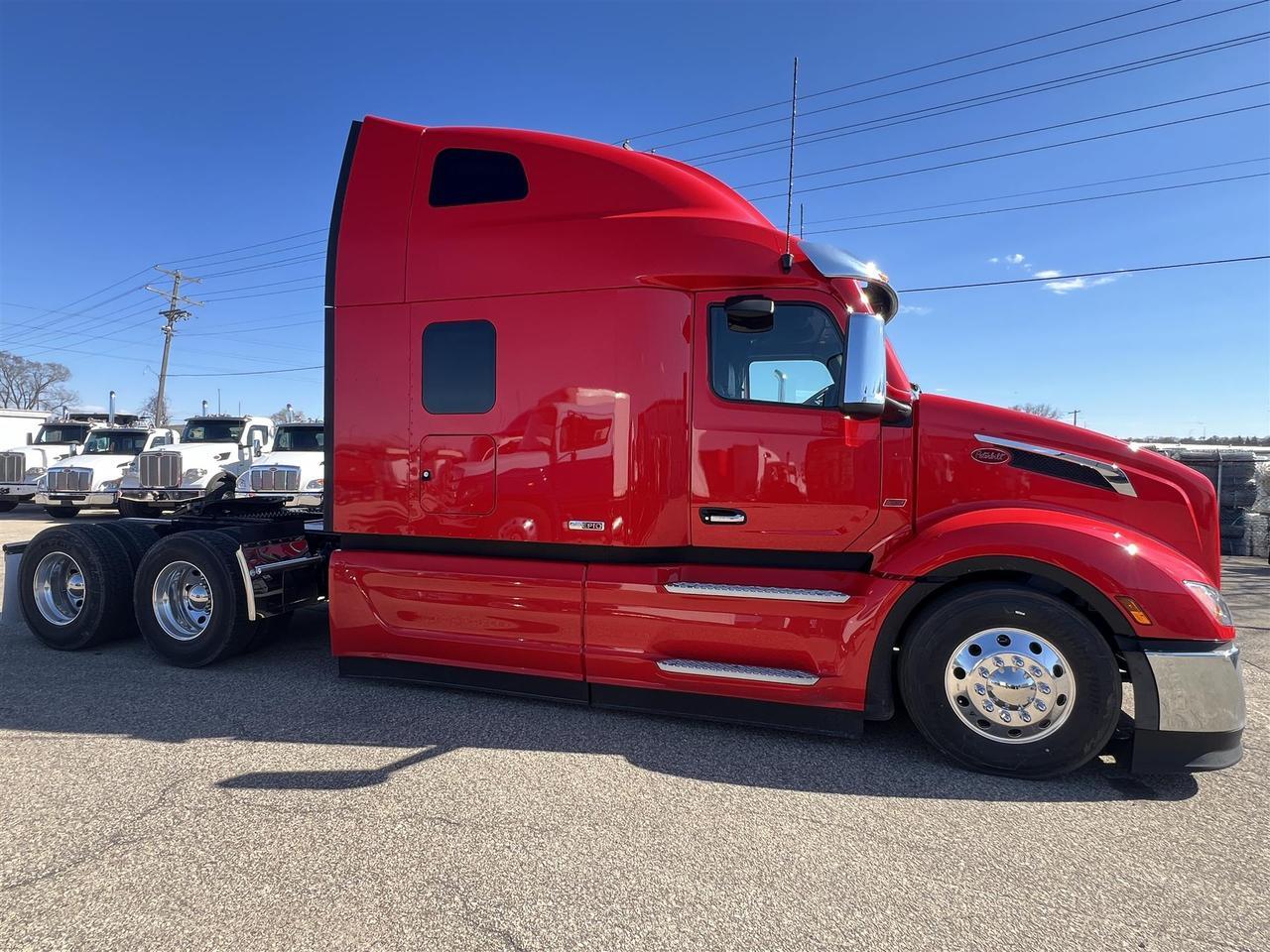 2027 Peterbilt 579 - image 5