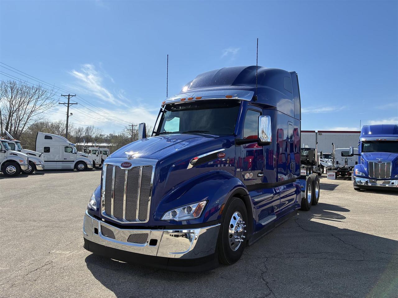 2027 Peterbilt 579 Sleeper