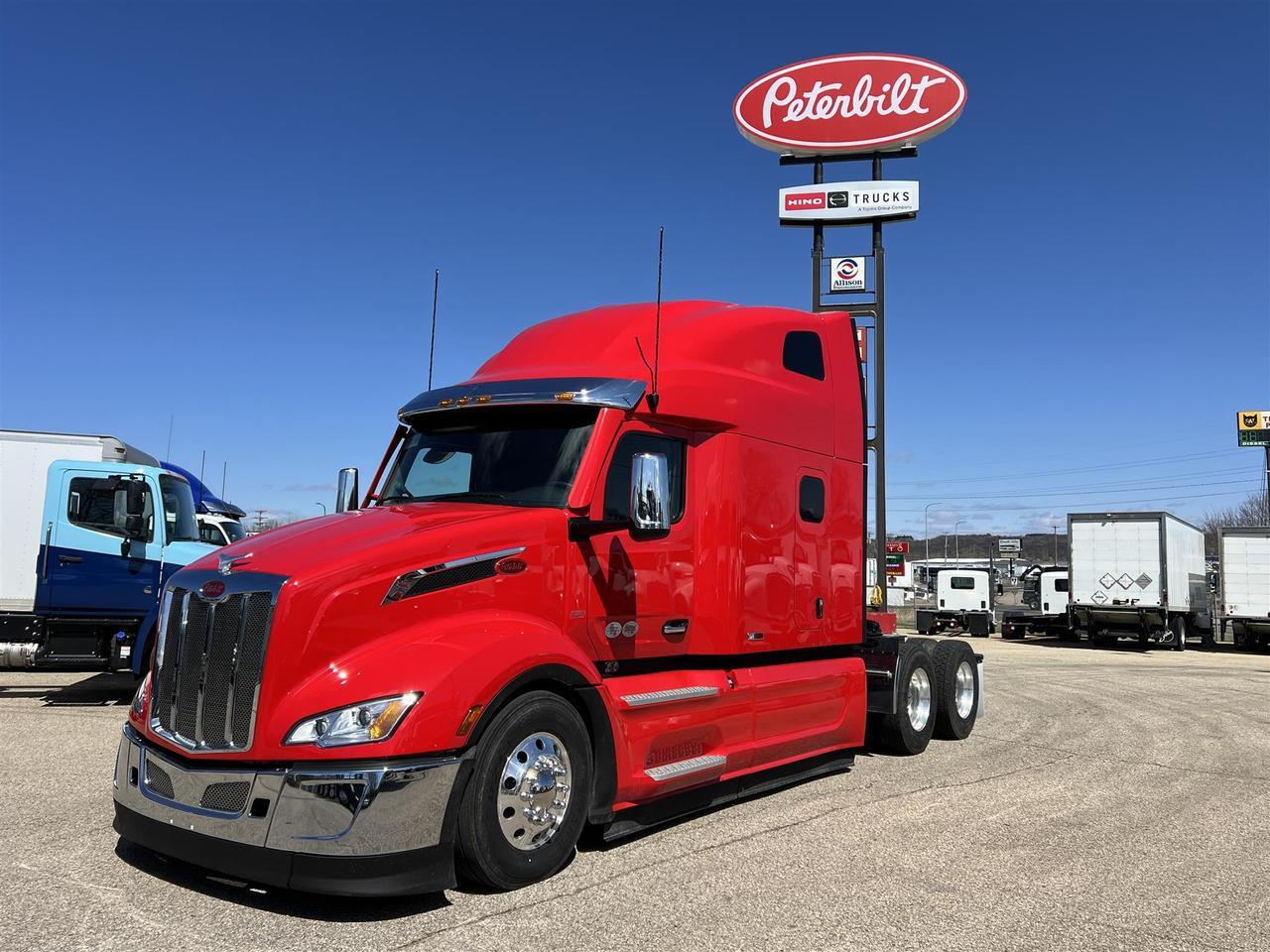 2027 Peterbilt 579 Sleeper