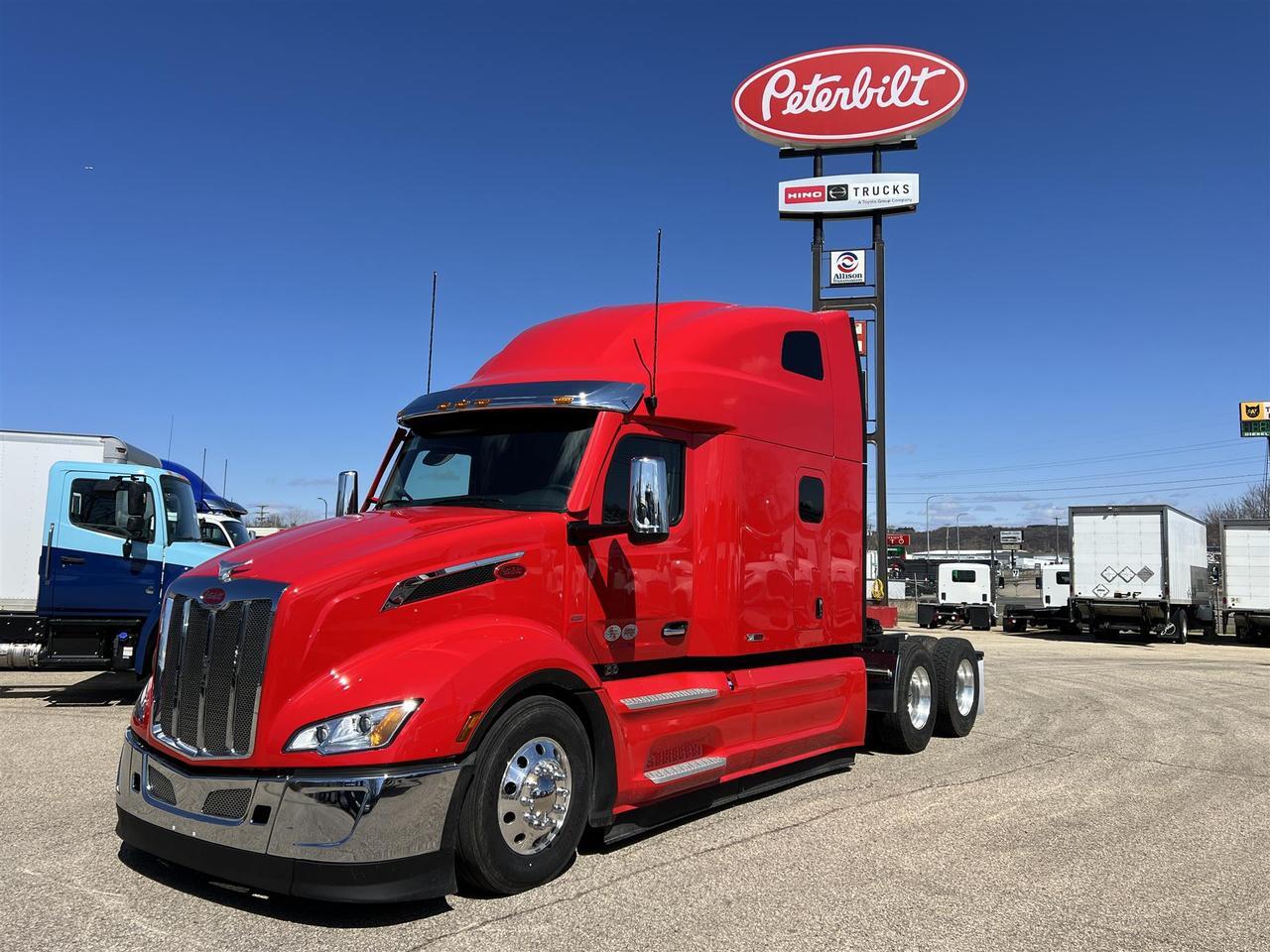 2027 Peterbilt 579 Sleeper