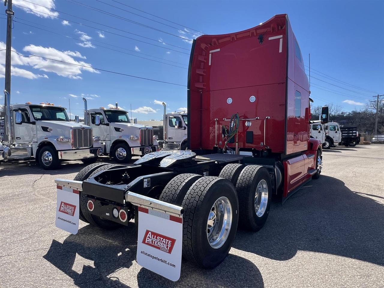 2027 Peterbilt 579 - image 9