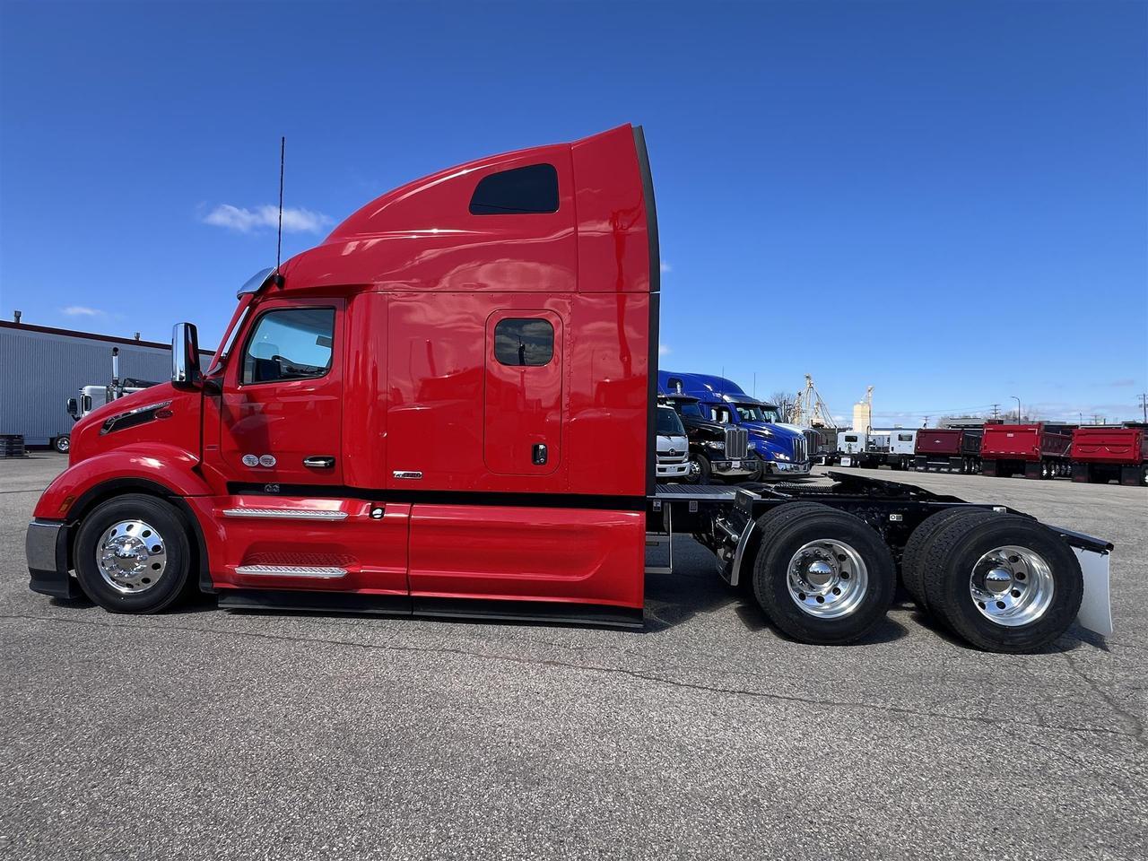 2027 Peterbilt 579 - image 5