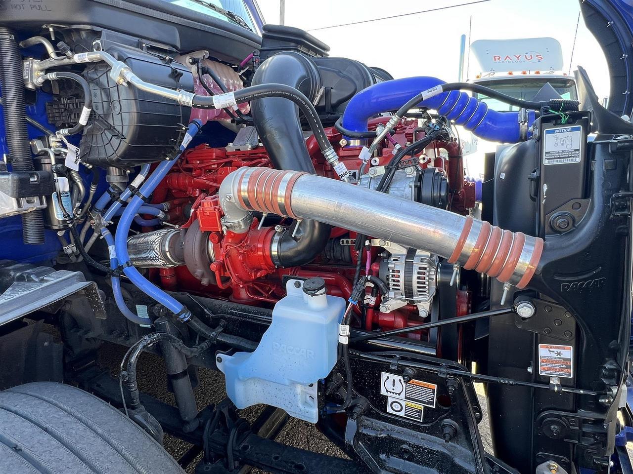 2027 Peterbilt 579 80" Double Bunk Ultraloft South St. Paul MN