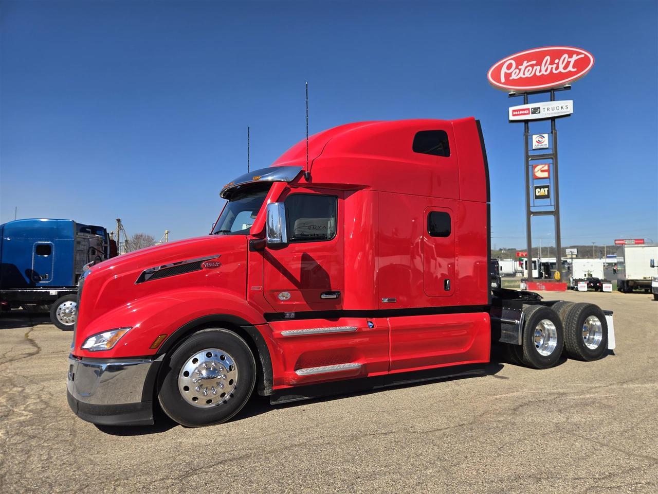 2027 Peterbilt 579 Sleeper