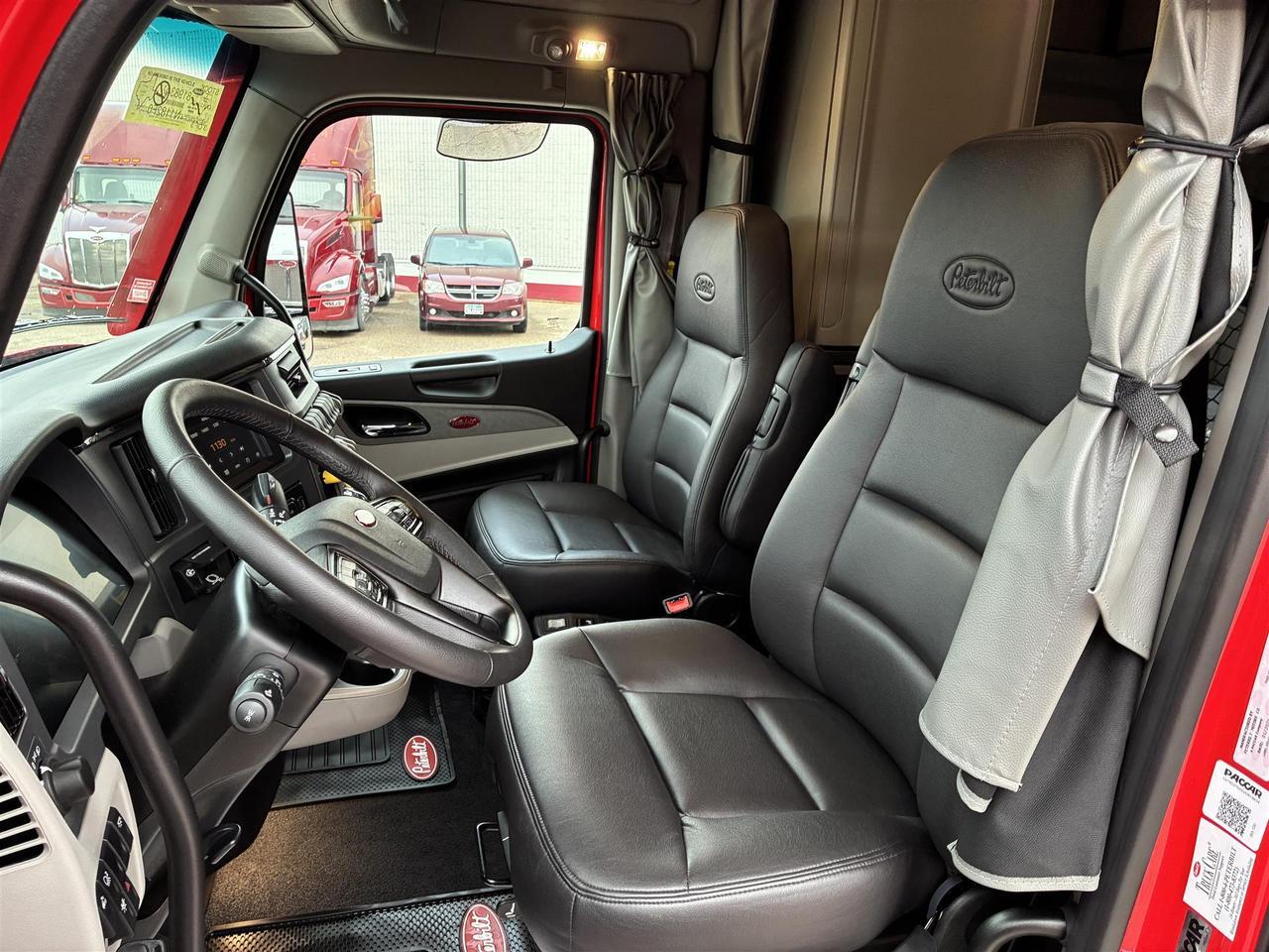 2027 Peterbilt 579 - image 9