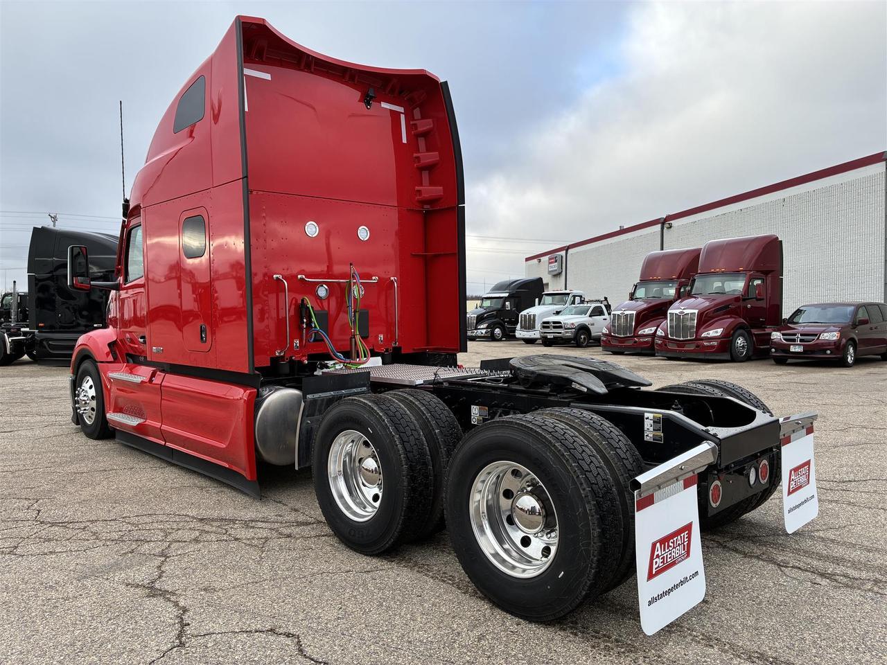 2027 Peterbilt 579 Sleeper