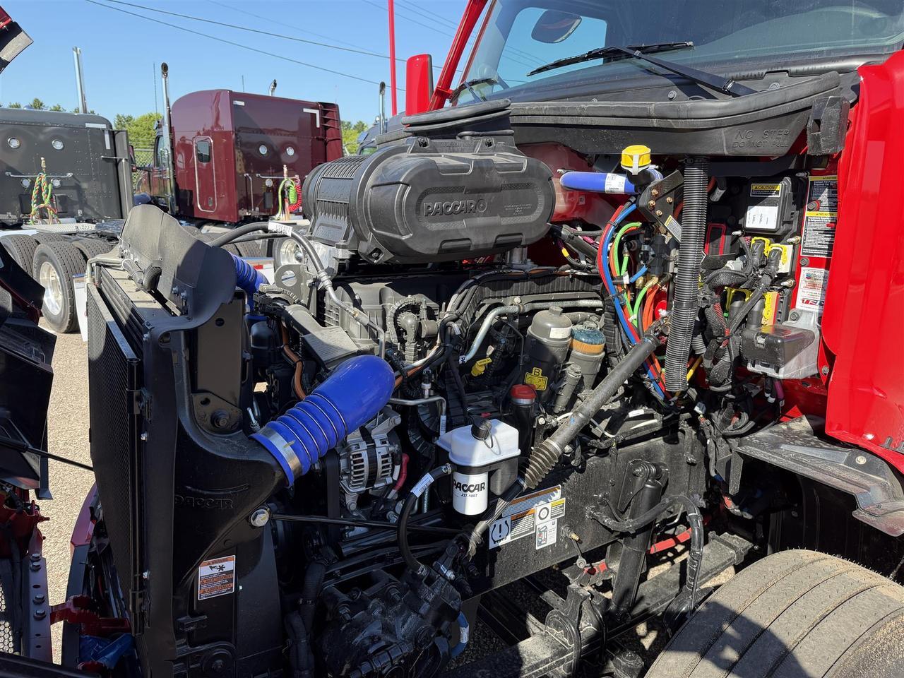 2027 Peterbilt 579 80" Double Bunk Ultraloft South St. Paul MN