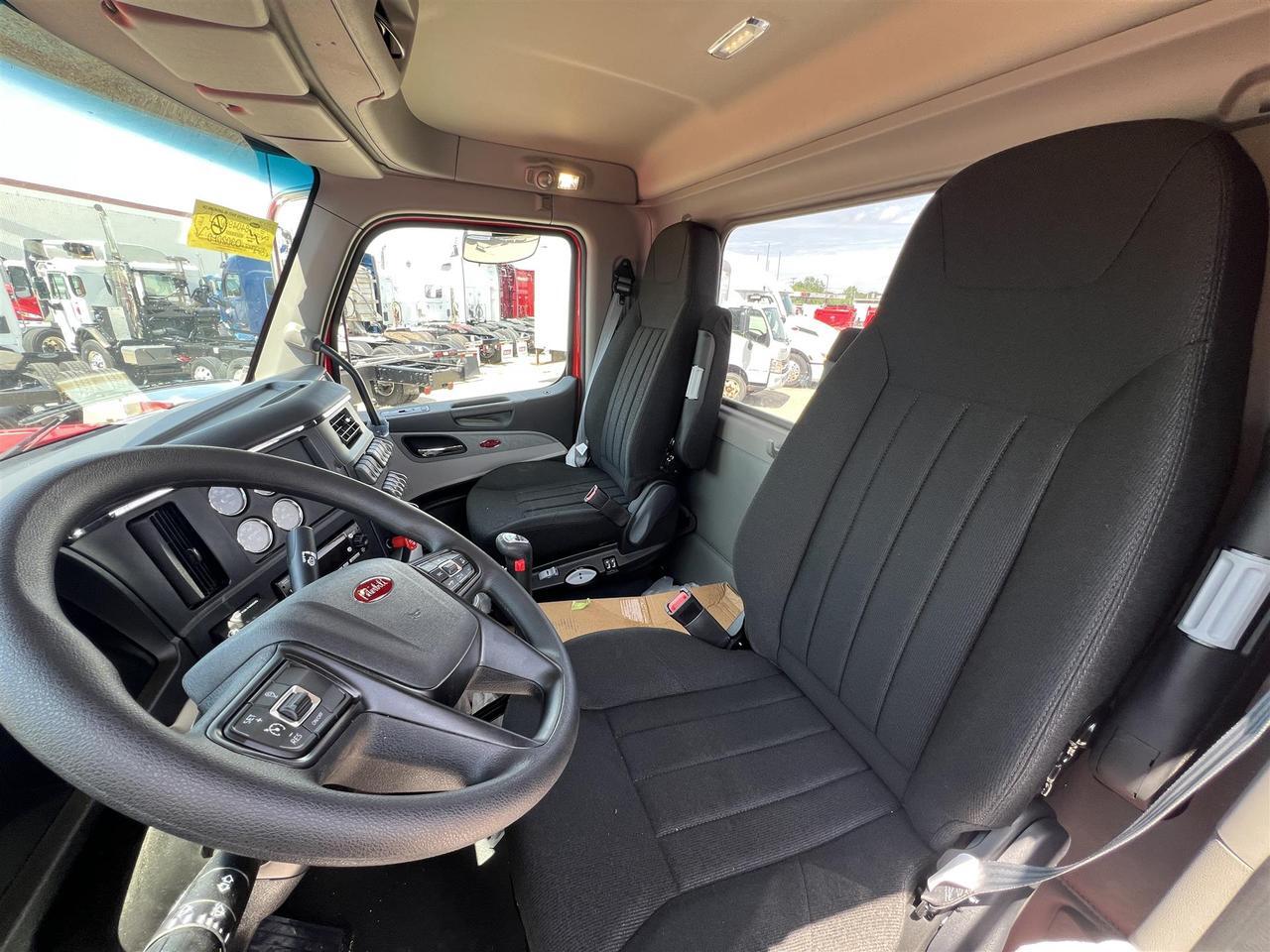 2027 Peterbilt 589 Rochester MN