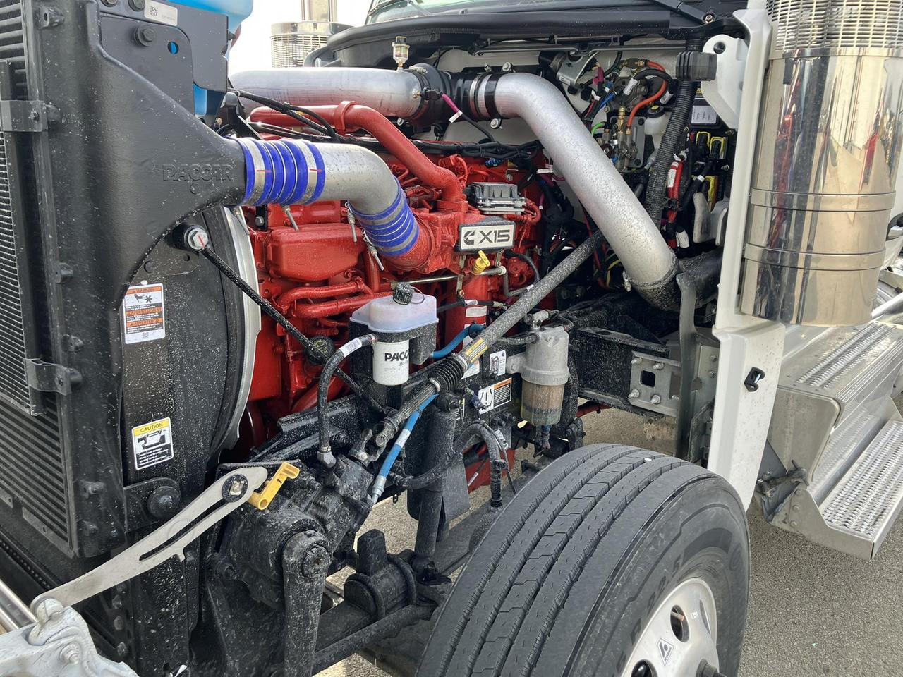 2027 Peterbilt 589 Rochester MN