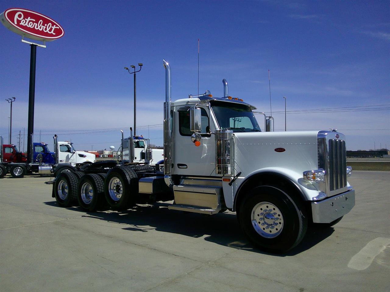 2027 Peterbilt 589 Non-Sleeper
