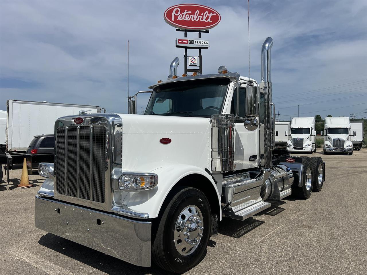 2027 Peterbilt 589 Non-Sleeper