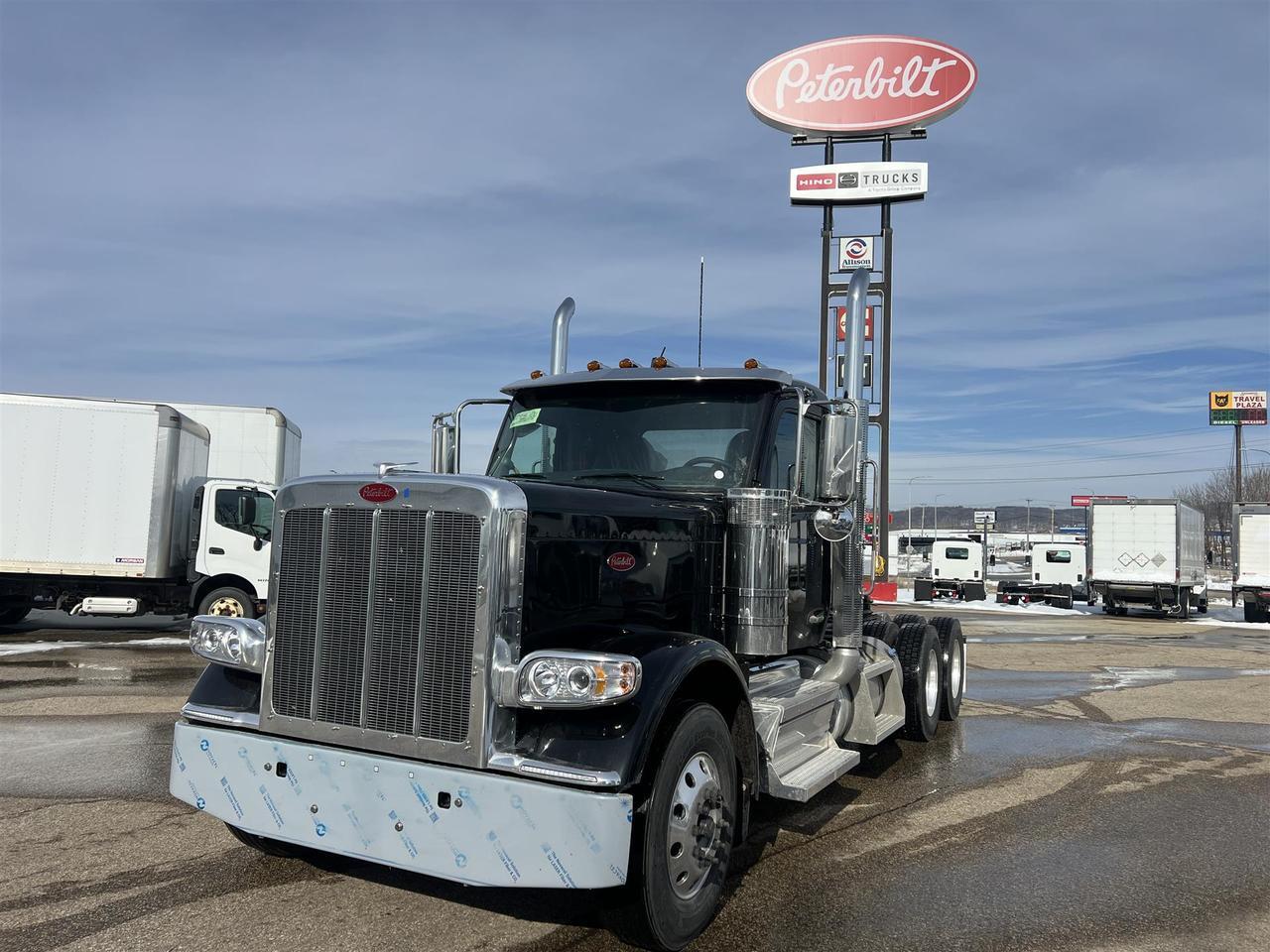 2027 Peterbilt 589 Non-Sleeper
