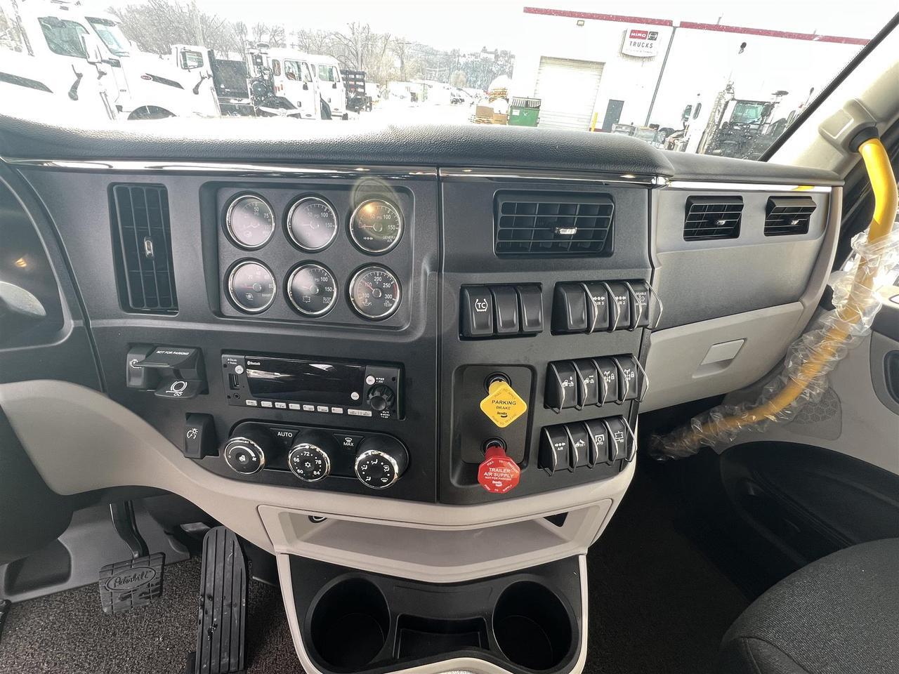 2027 Peterbilt 589 South St. Paul MN