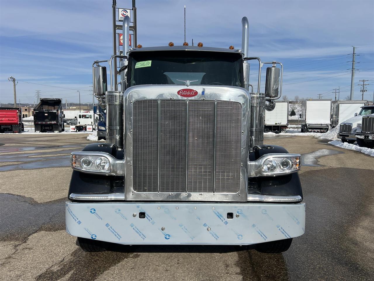 2027 Peterbilt 589 Non-Sleeper