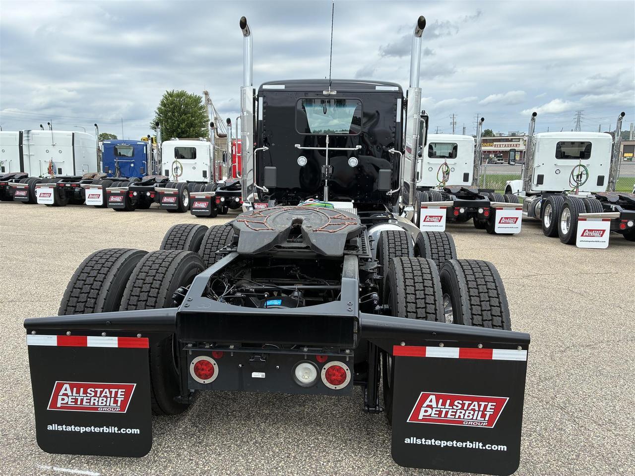 2027 Peterbilt 589 in South St. Paul, MN — photo 3
