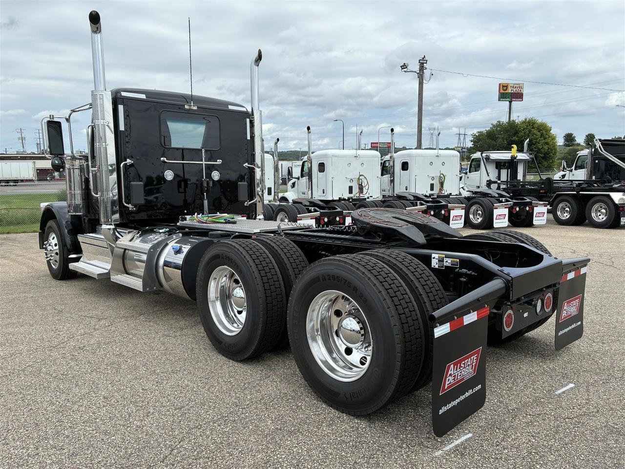 2027 Peterbilt 589 Non-Sleeper
