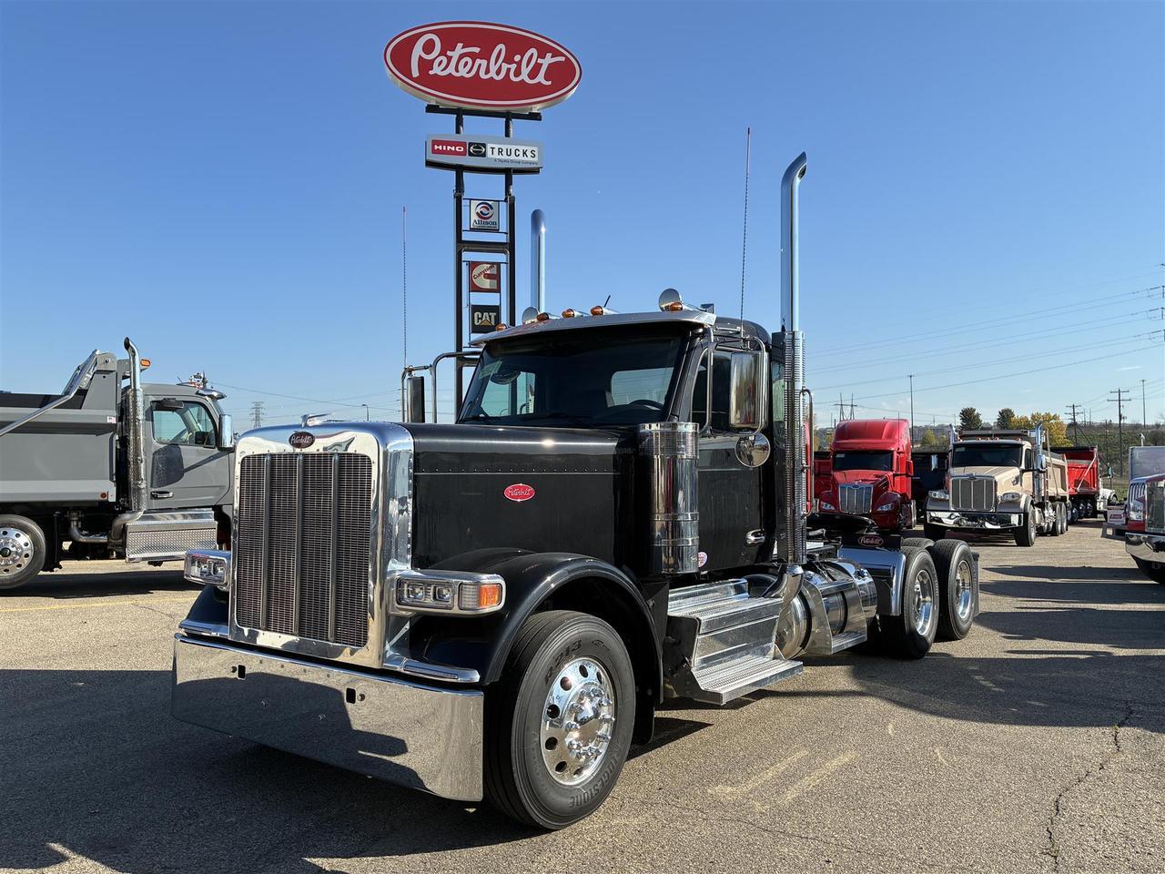 2027 Peterbilt 589 Non-Sleeper