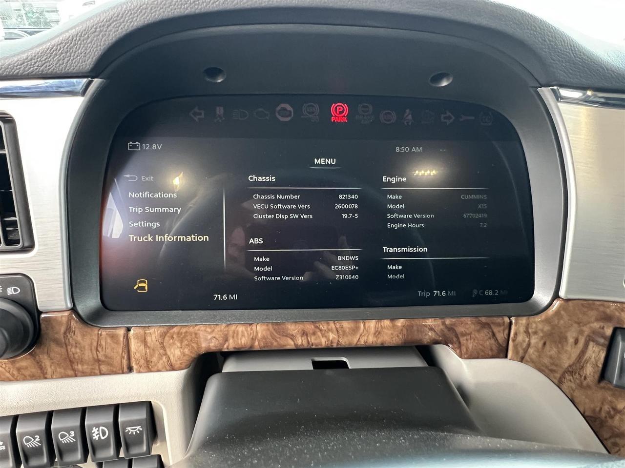 2027 Peterbilt - image 10