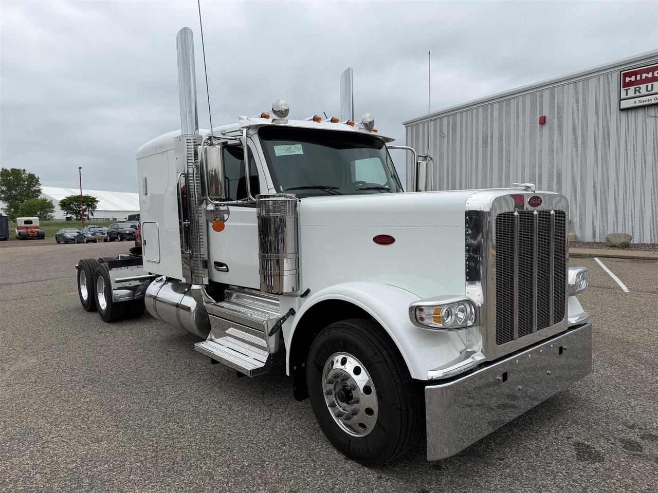 2027 Peterbilt 589 72" Low Roof Eau Claire WI