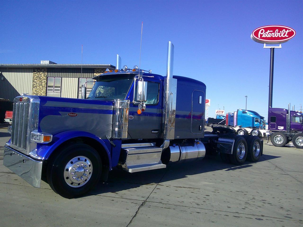 2027 Peterbilt 589