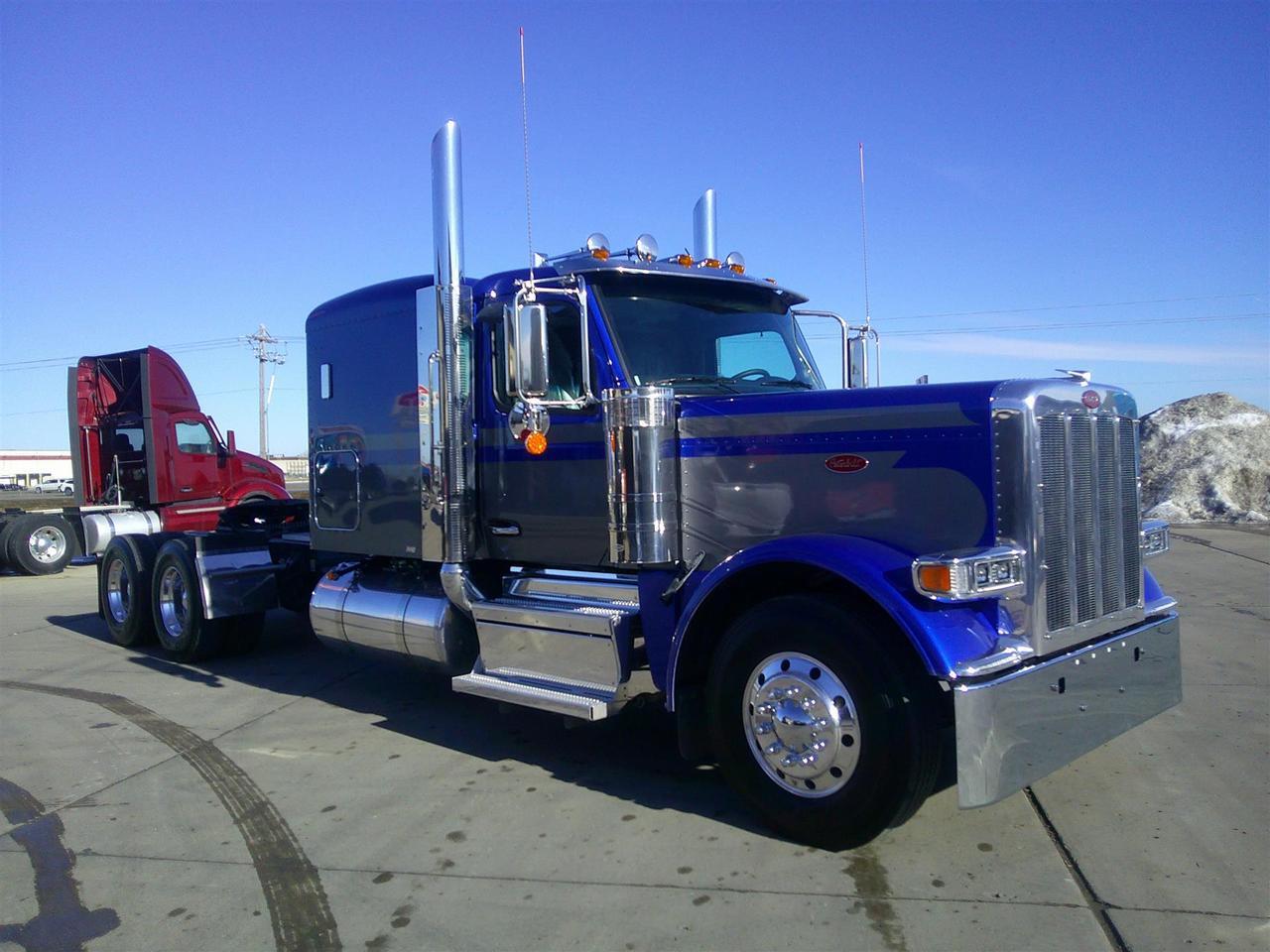 2027 Peterbilt 589