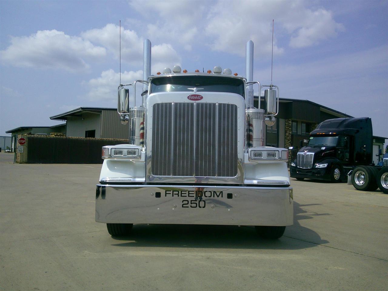2027 Peterbilt 589 Sleeper