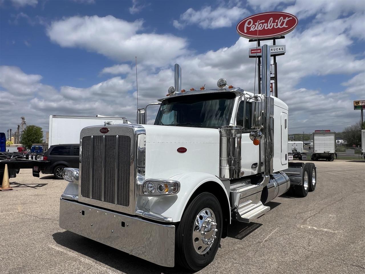 2027 Peterbilt 589 Sleeper