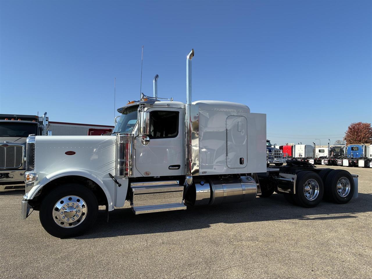 2027 Peterbilt 589 Sleeper
