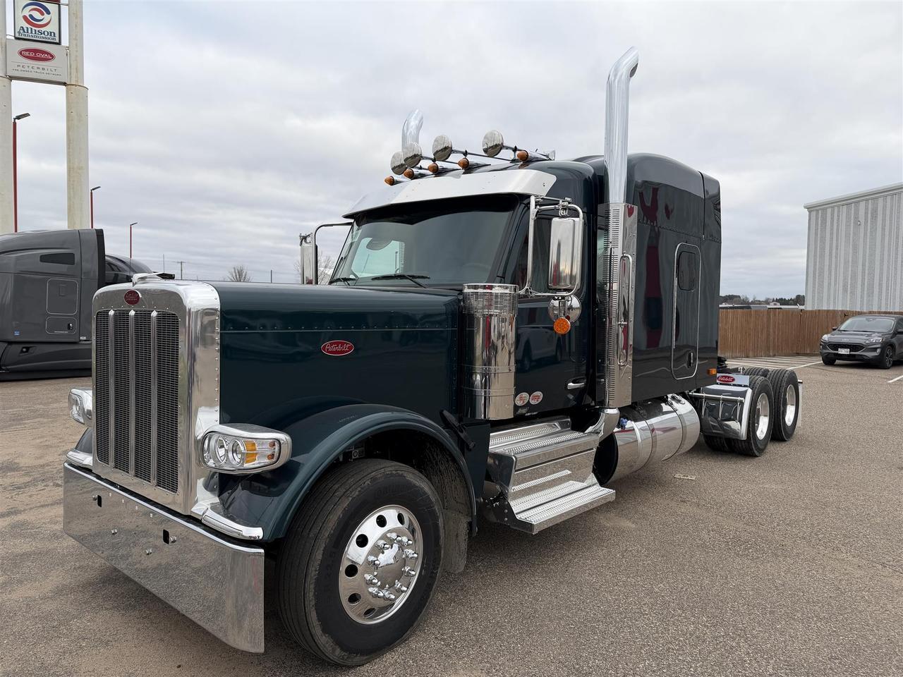2027 Peterbilt 589 Sleeper