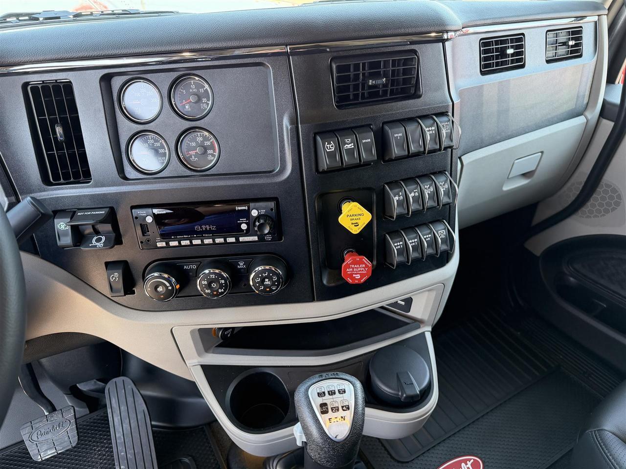 2027 Peterbilt 589 80" Double Bunk High Roof Eau Claire WI