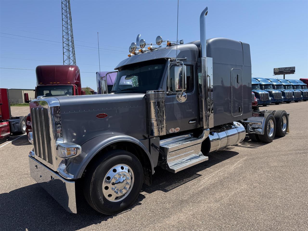 2027 Peterbilt 589 Sleeper