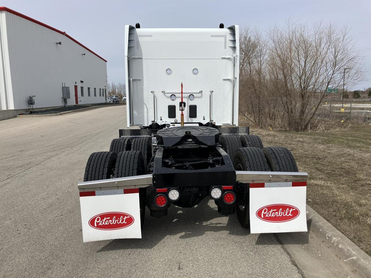 2027 Peterbilt 589 80" Double Bunk High Roof Rochester MN