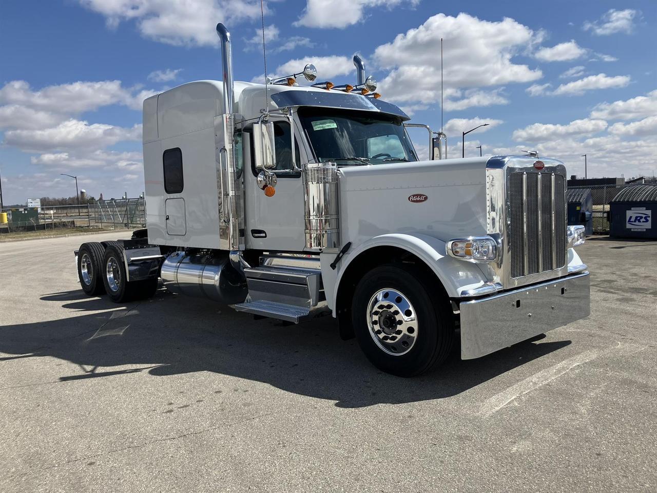 2027 Peterbilt 589 Sleeper
