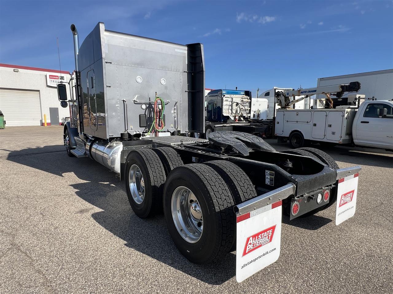 2027 Peterbilt 589 80" Double Bunk High Roof South St. Paul MN
