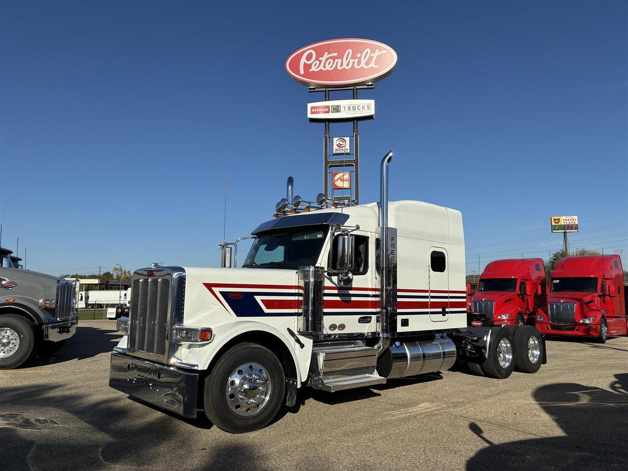 2027 Peterbilt 589 Sleeper