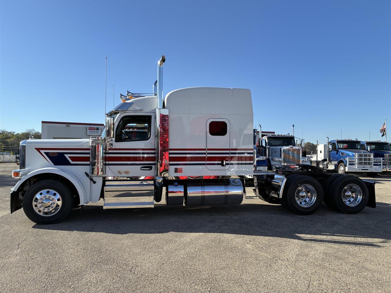 2027 Peterbilt 589 Sleeper