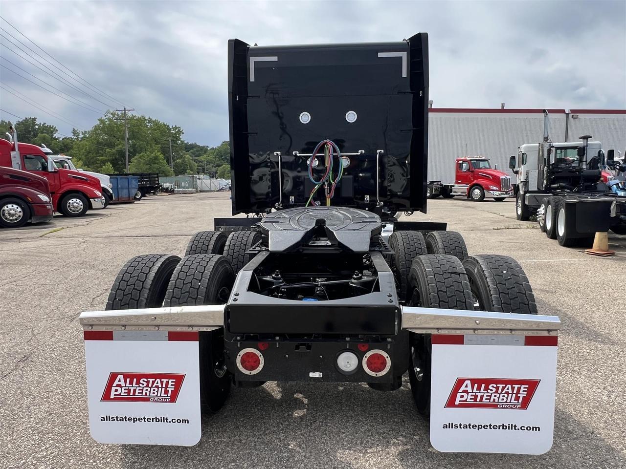 2027 Peterbilt 589 80" Double Bunk High Roof South St. Paul MN