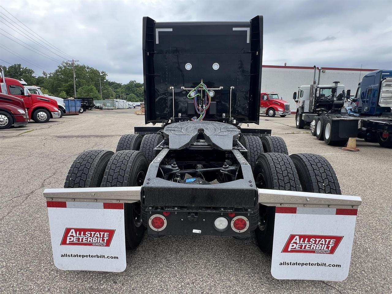 2027 Peterbilt 589 Sleeper