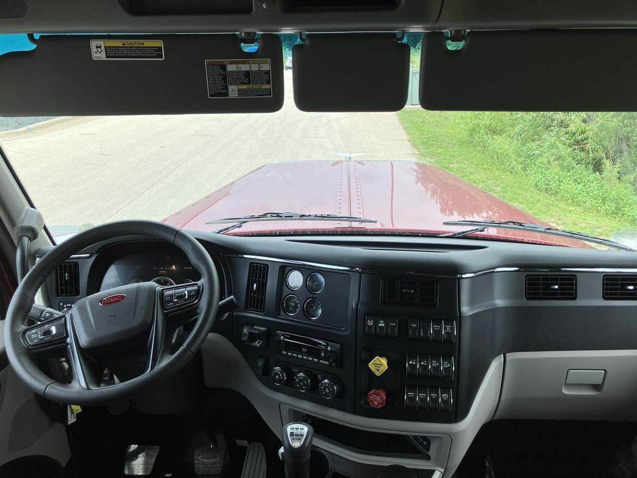 2027 Peterbilt 589 80" Double Bunk High Roof South St. Paul MN