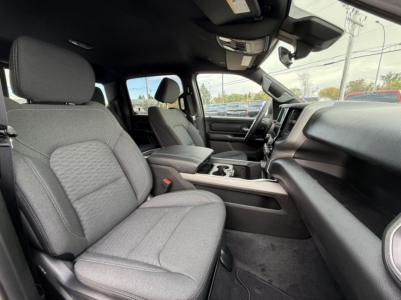 2027 Ram 1500 Black Express 4x4 Crew Cab | 3L Twin Turbo | Backup Camera | Remote Keyless Entry Redwater AB