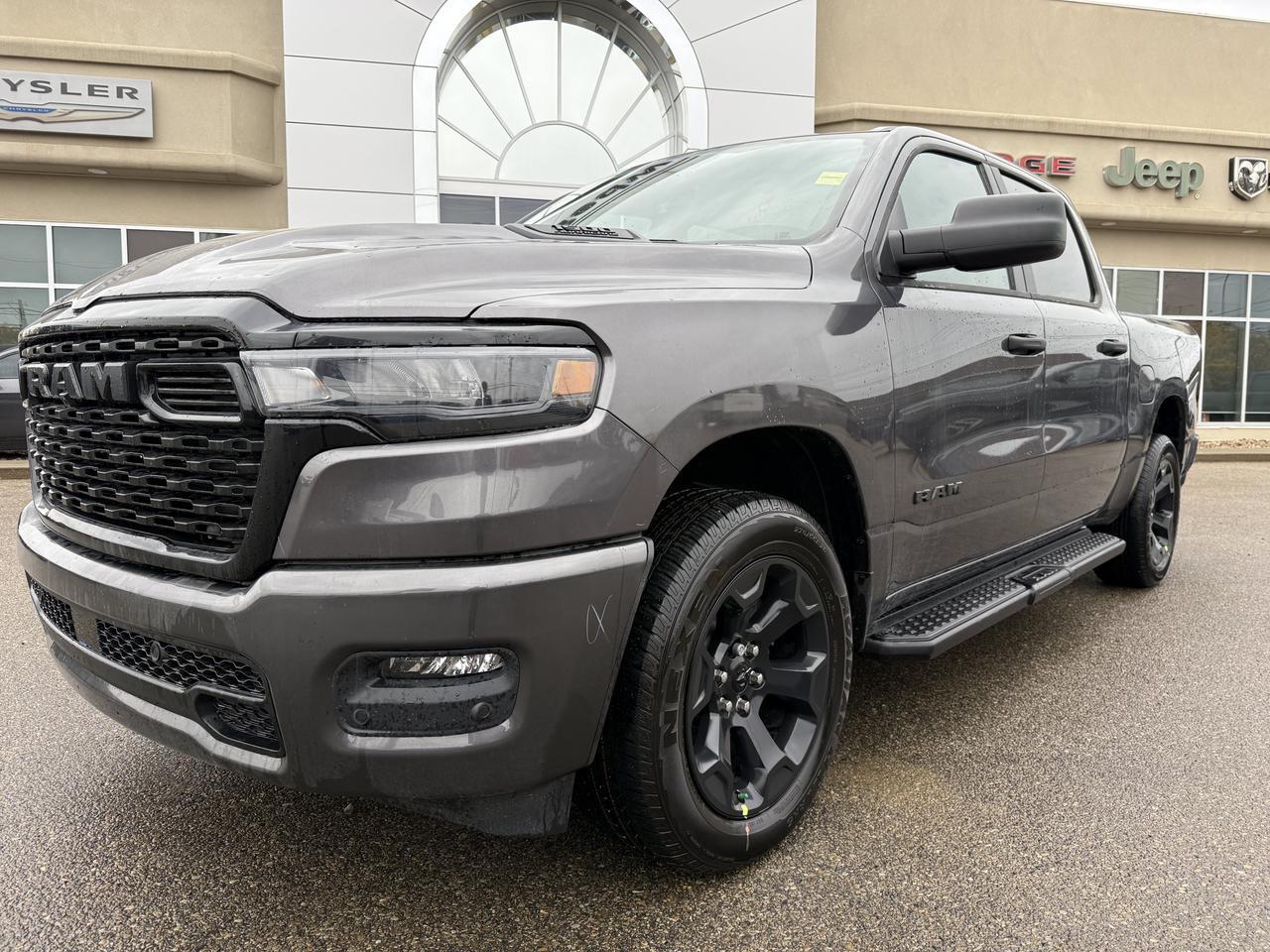 2027 Ram 1500 Express Crew Cab 4x4 | 3L Hurricane | 20IN Wheels | Touchscreen | Remote Start | Front Bench Cloth Redwater AB