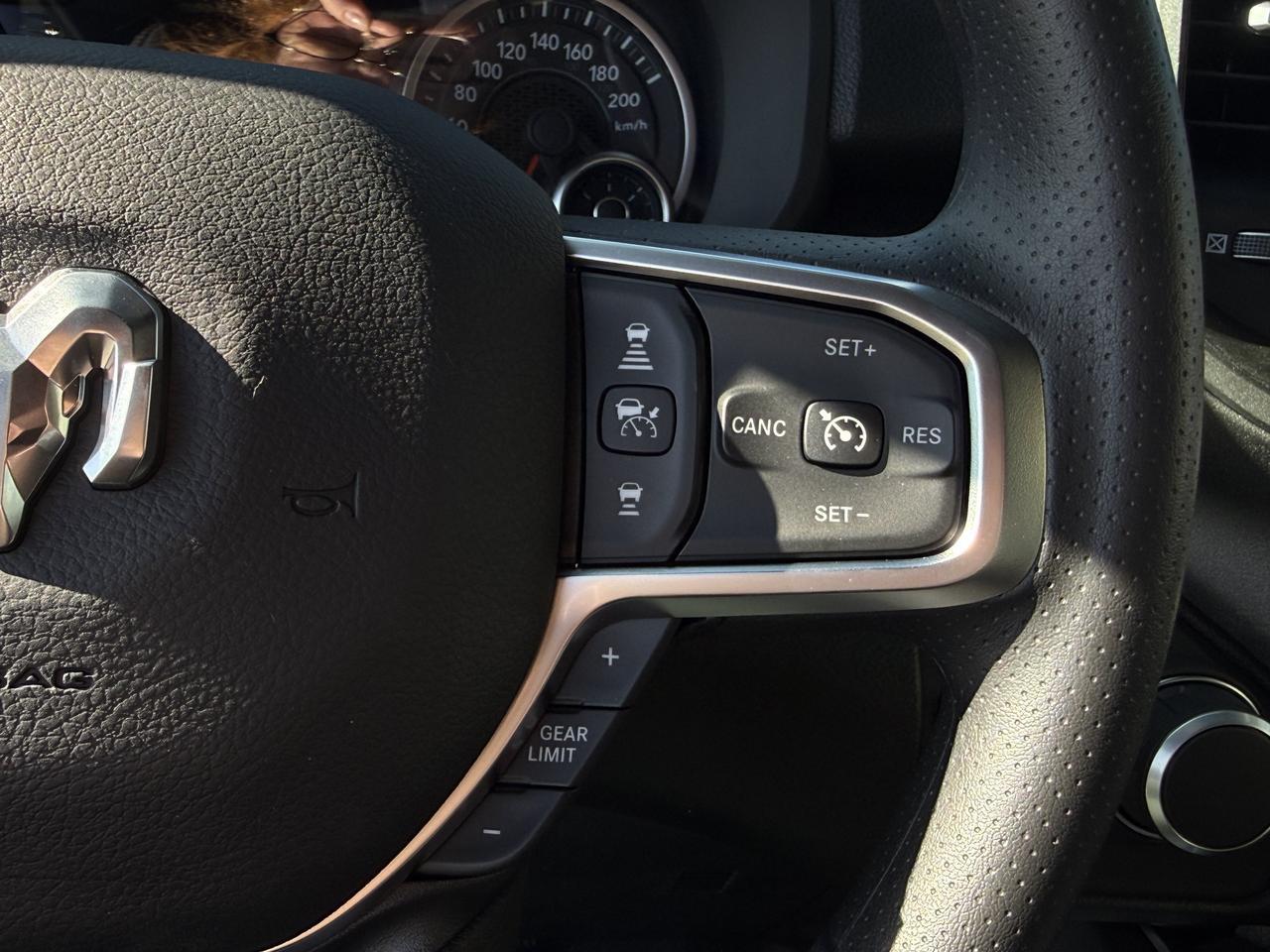 2027 Ram 1500 Express Crew Cab 4x4 | 3L Hurricane | Touchscreen | Remote Start | Towing Package | Keyless Entry Redwater AB