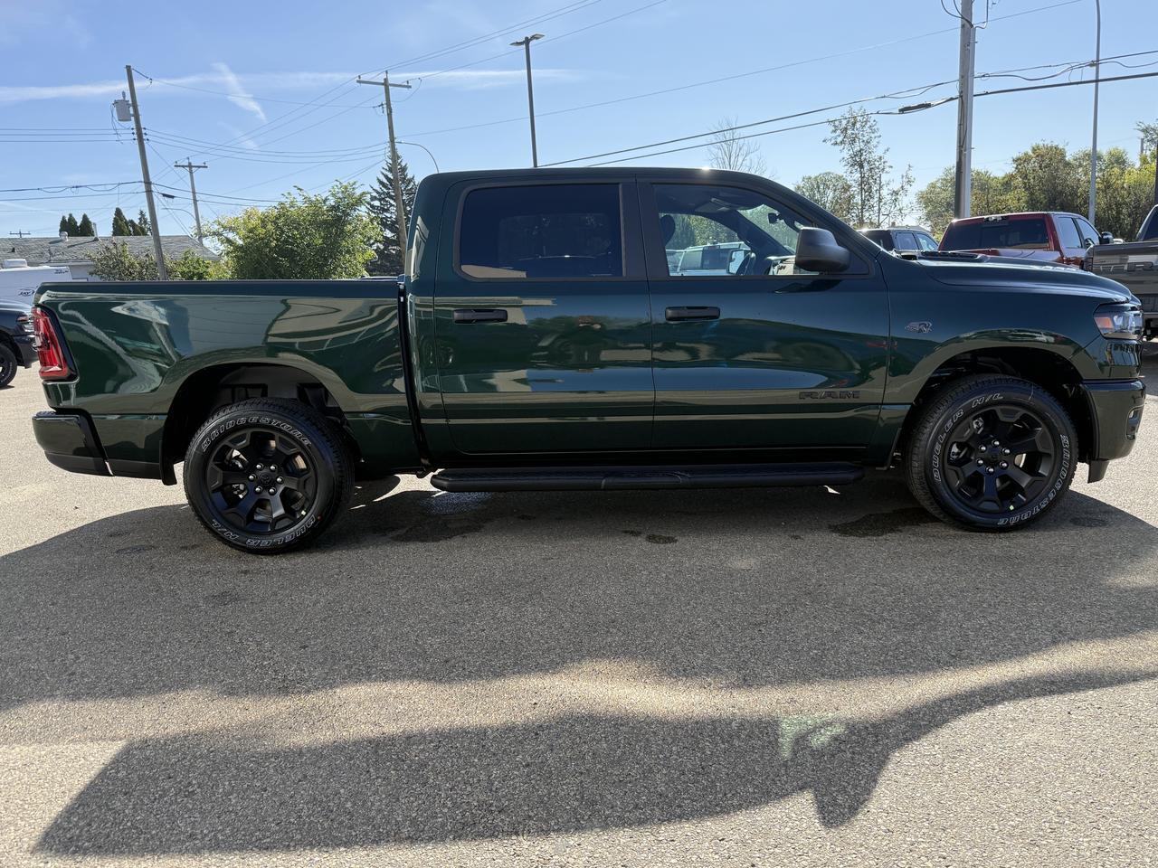 2027 Ram 1500 Express Crew Cab 4x4 | 3L Hurricane | Touchscreen | Remote Start | Towing Package | Keyless Entry Redwater AB