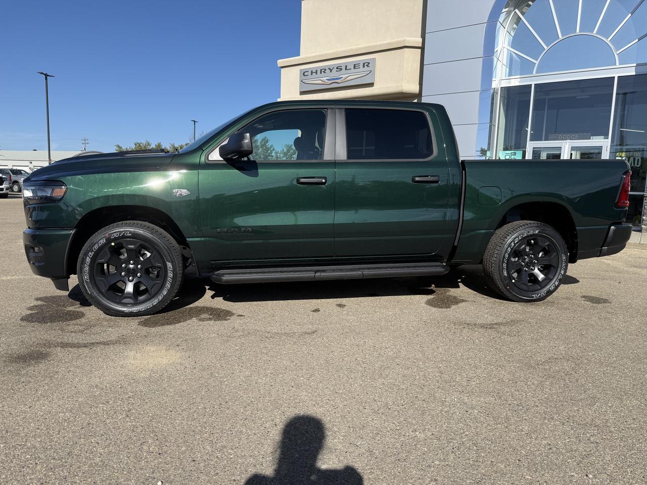 2027 Ram 1500 Express Crew Cab 4x4 | 3L Hurricane | Touchscreen | Remote Start | Towing Package | Keyless Entry Redwater AB